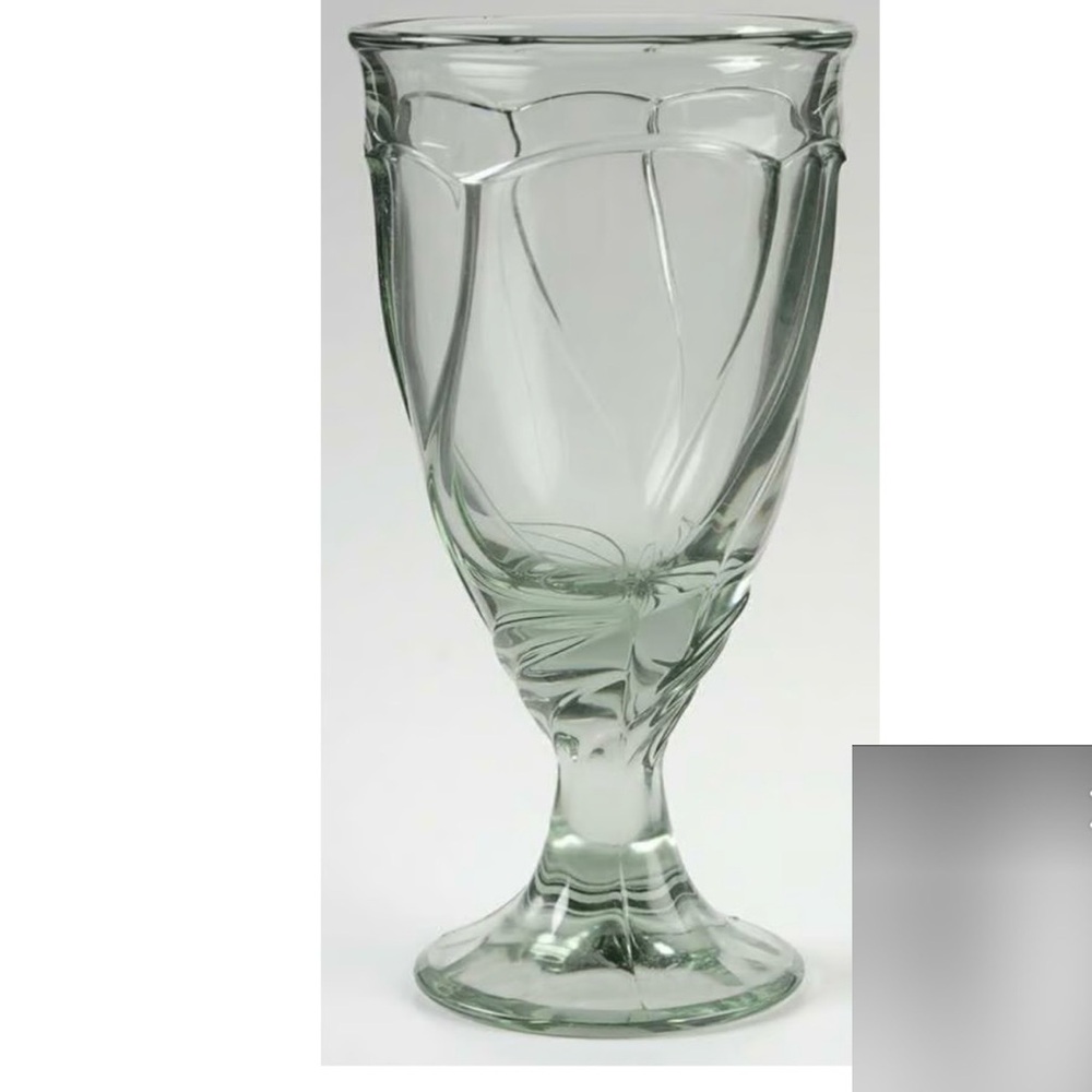Noritake Retired Elegant Green Glass Goblet- Tea set of 6